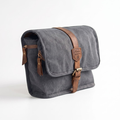 Hanging Toiletry bag TRAPPER
