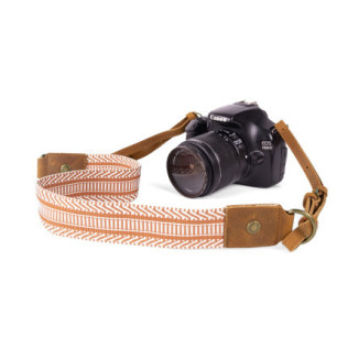 Sangle appareil photo originale cuir PICTURE | Alaskan MAKER