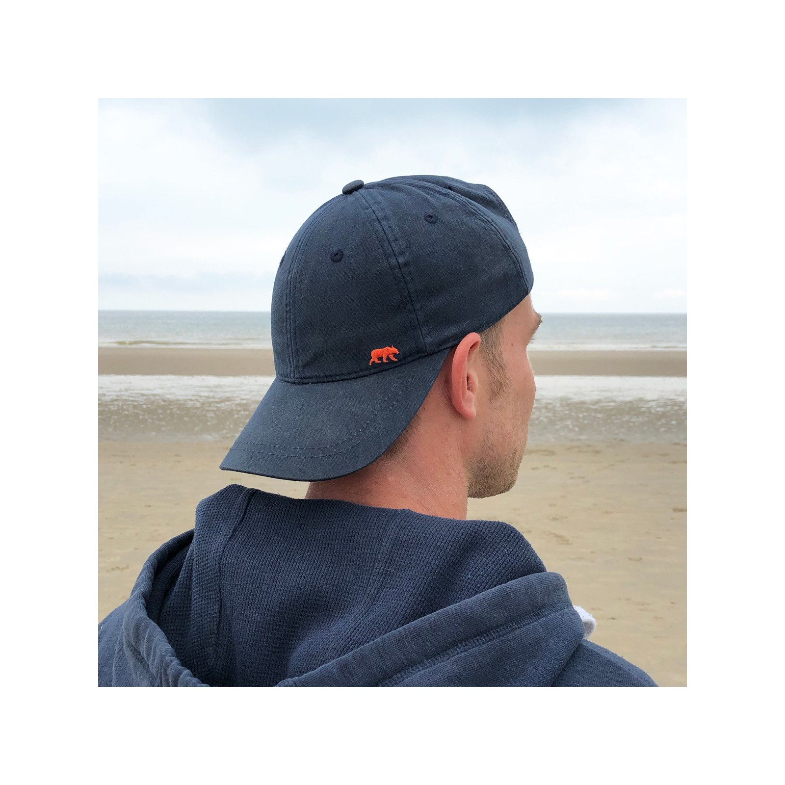 casquette noire
